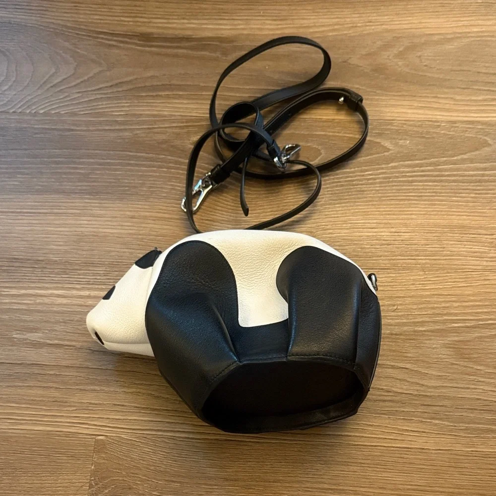 Loewe panda calf leather crossbody bag - Picture 2 of 6
